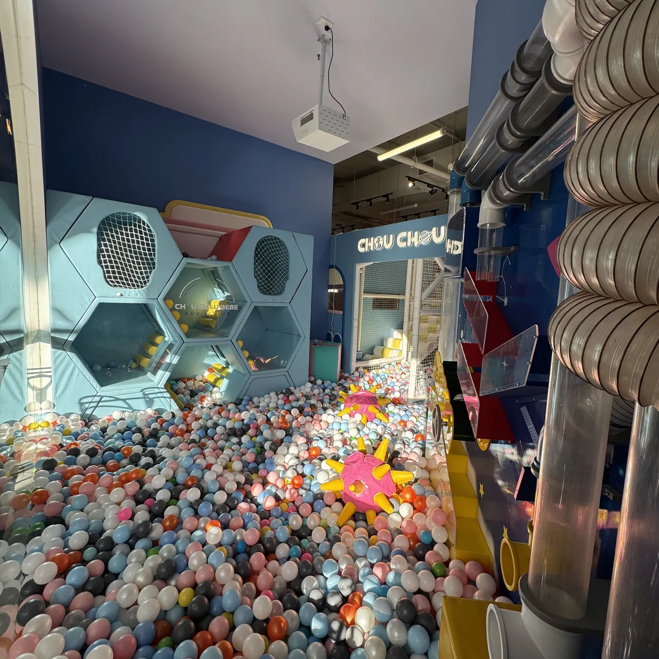 Ball pit
